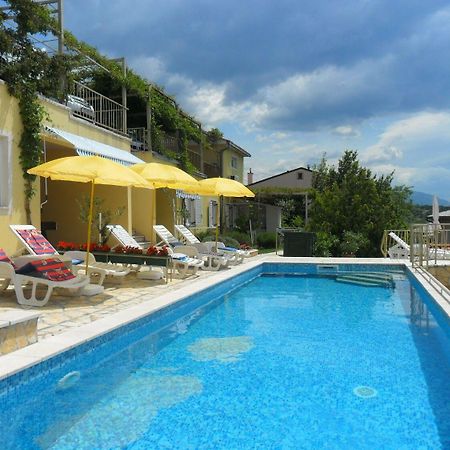 Apartments Zlato - With Pool Senj  Exterior foto